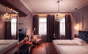 Donauwalzer Hotel Vienna